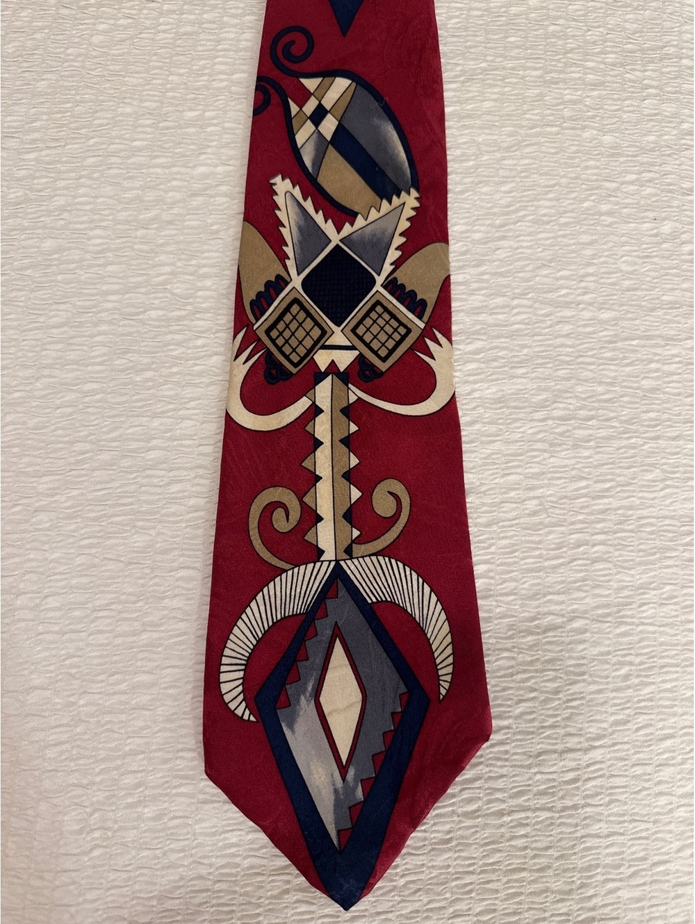 Bellini 100% Silk Hand Finished Red Patterned Men's Tie